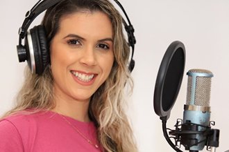 Lindy, locutora da Point Gravações
